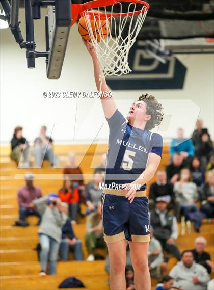 Thumbnail 3 in Mullen @ Columbine photogallery.