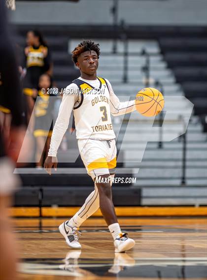 Thumbnail 2 in Red Springs vs Fairmont (Robeson County Shootout) photogallery.
