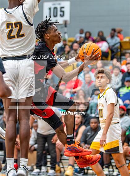 Thumbnail 3 in Red Springs vs Fairmont (Robeson County Shootout) photogallery.