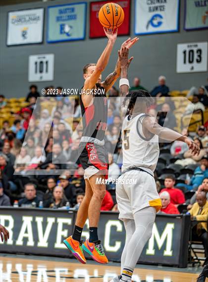 Thumbnail 3 in Red Springs vs Fairmont (Robeson County Shootout) photogallery.