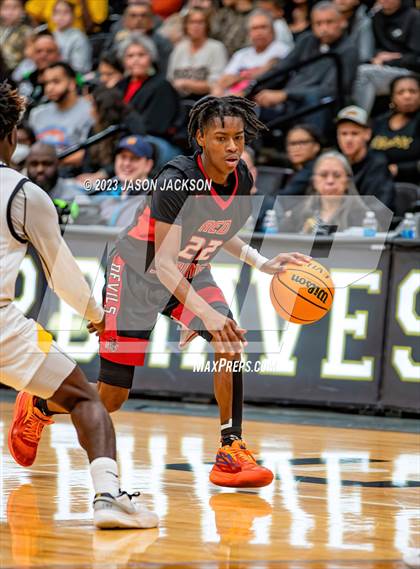 Thumbnail 1 in Red Springs vs Fairmont (Robeson County Shootout) photogallery.