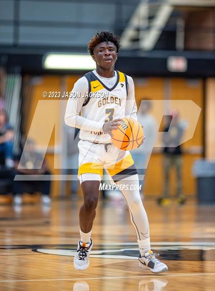 Thumbnail 2 in Red Springs vs Fairmont (Robeson County Shootout) photogallery.