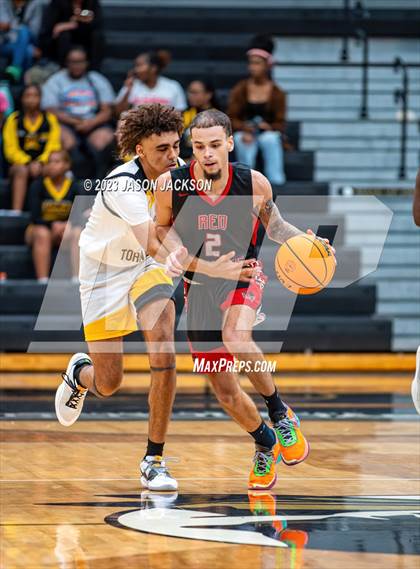 Thumbnail 1 in Red Springs vs Fairmont (Robeson County Shootout) photogallery.