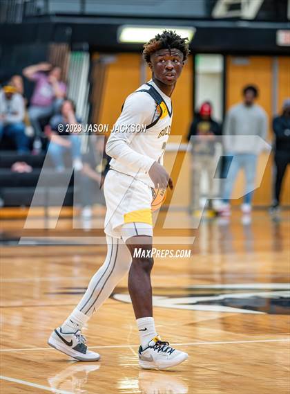 Thumbnail 1 in Red Springs vs Fairmont (Robeson County Shootout) photogallery.