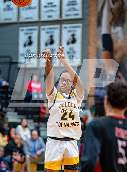 Thumbnail 1 in Red Springs vs Fairmont (Robeson County Shootout) photogallery.