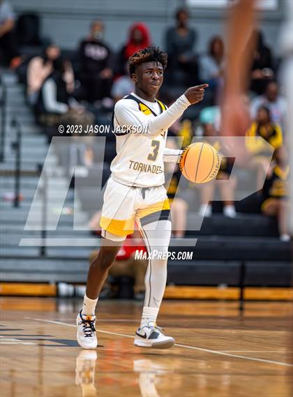 Thumbnail 1 in Red Springs vs Fairmont (Robeson County Shootout) photogallery.