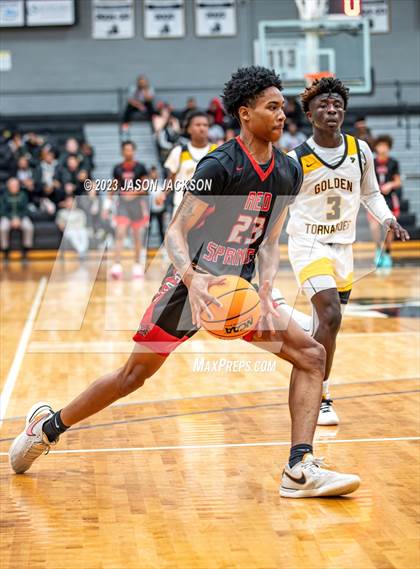 Thumbnail 2 in Red Springs vs Fairmont (Robeson County Shootout) photogallery.