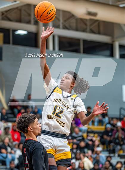 Thumbnail 3 in Red Springs vs Fairmont (Robeson County Shootout) photogallery.