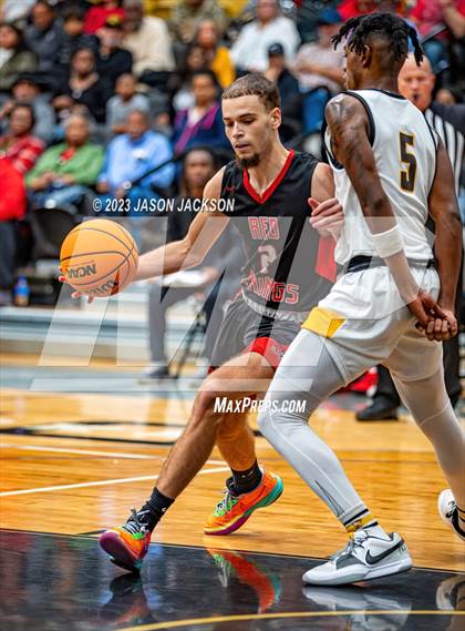 Thumbnail 3 in Red Springs vs Fairmont (Robeson County Shootout) photogallery.