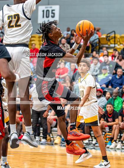 Thumbnail 1 in Red Springs vs Fairmont (Robeson County Shootout) photogallery.