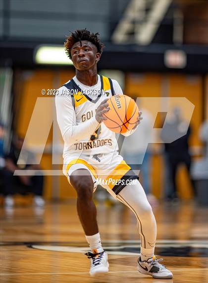 Thumbnail 1 in Red Springs vs Fairmont (Robeson County Shootout) photogallery.