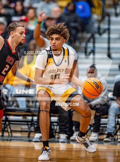 Thumbnail 3 in Red Springs vs Fairmont (Robeson County Shootout) photogallery.