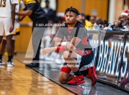 Thumbnail 1 in Red Springs vs Fairmont (Robeson County Shootout) photogallery.