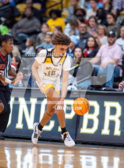 Thumbnail 1 in Red Springs vs Fairmont (Robeson County Shootout) photogallery.