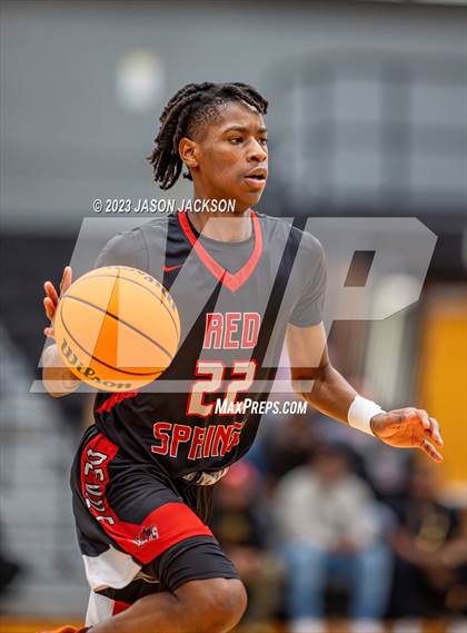 Thumbnail 2 in Red Springs vs Fairmont (Robeson County Shootout) photogallery.
