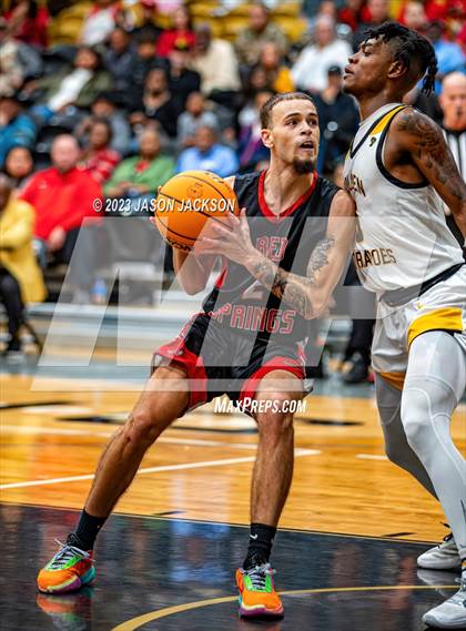 Thumbnail 1 in Red Springs vs Fairmont (Robeson County Shootout) photogallery.