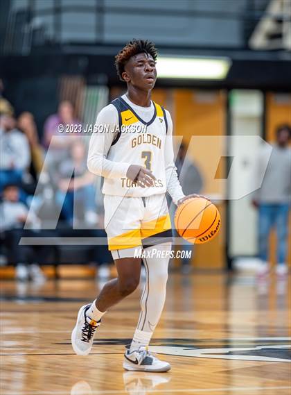 Thumbnail 2 in Red Springs vs Fairmont (Robeson County Shootout) photogallery.