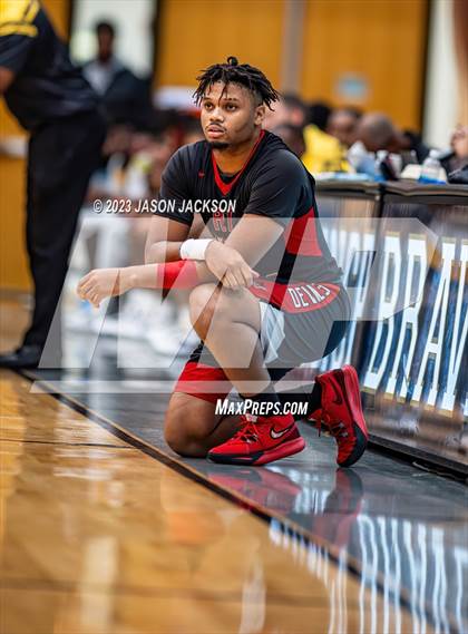 Thumbnail 3 in Red Springs vs Fairmont (Robeson County Shootout) photogallery.