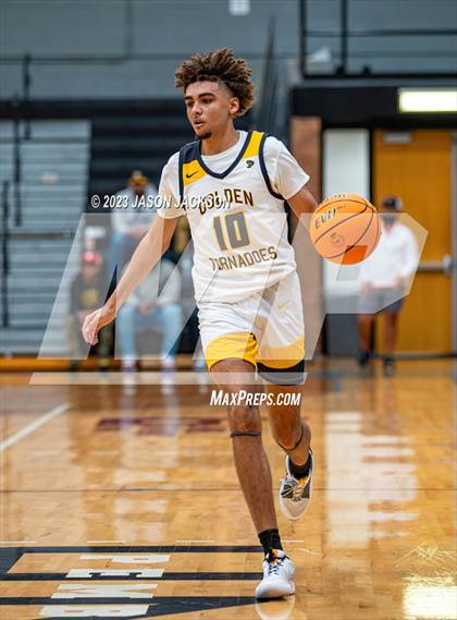 Thumbnail 3 in Red Springs vs Fairmont (Robeson County Shootout) photogallery.