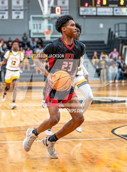 Thumbnail 1 in Red Springs vs Fairmont (Robeson County Shootout) photogallery.
