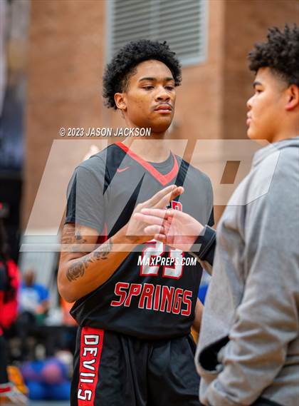 Thumbnail 1 in Red Springs vs Fairmont (Robeson County Shootout) photogallery.