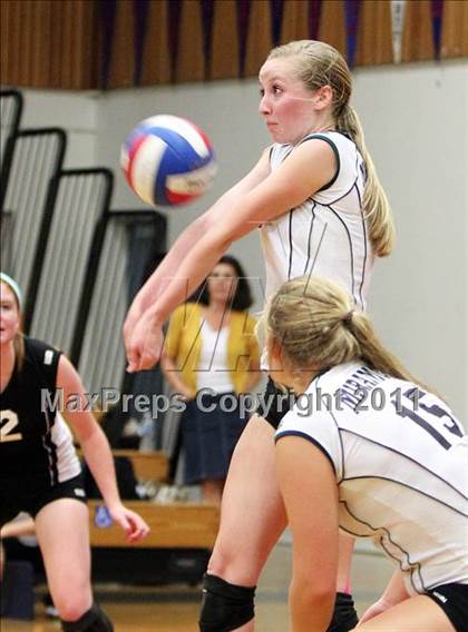 Thumbnail 1 in Miramonte @ Campolindo photogallery.