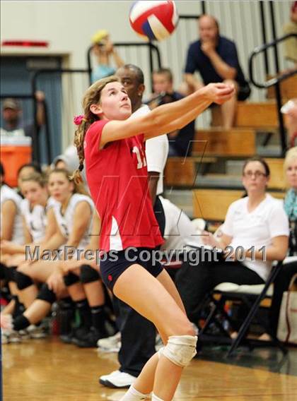 Thumbnail 3 in Miramonte @ Campolindo photogallery.