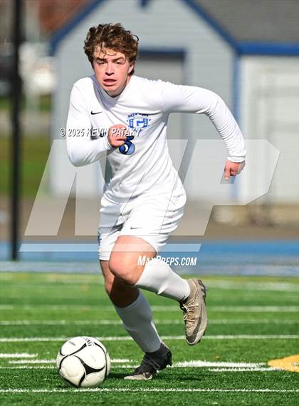 Thumbnail 1 in Glastonbury @ West Haven (Class LL 1st Round) photogallery.