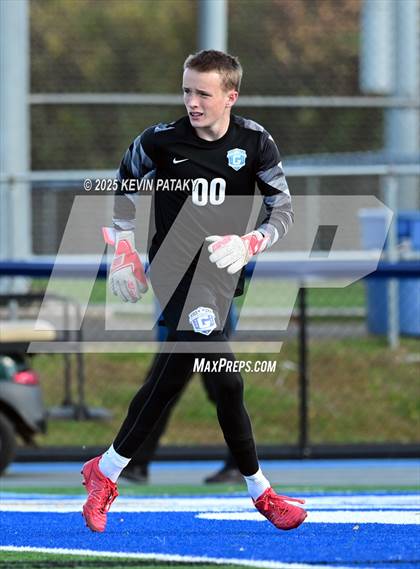 Thumbnail 1 in Glastonbury @ West Haven (Class LL 1st Round) photogallery.