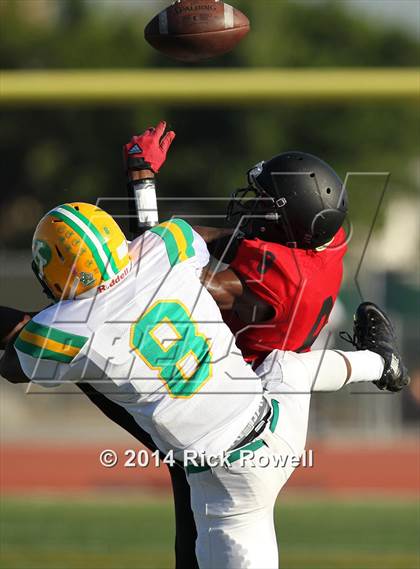 Thumbnail 3 in Kennedy @ Tustin photogallery.