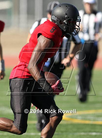 Thumbnail 3 in Kennedy @ Tustin photogallery.
