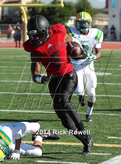 Thumbnail 3 in Kennedy @ Tustin photogallery.