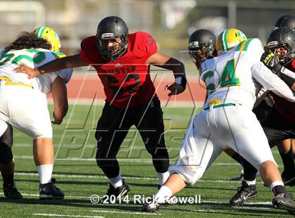 Thumbnail 3 in Kennedy @ Tustin photogallery.