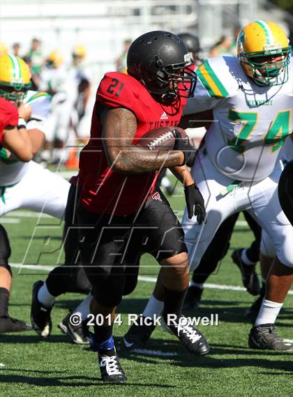 Thumbnail 3 in Kennedy @ Tustin photogallery.