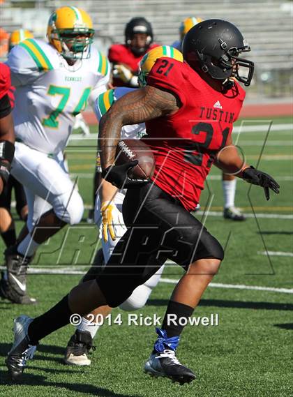 Thumbnail 3 in Kennedy @ Tustin photogallery.