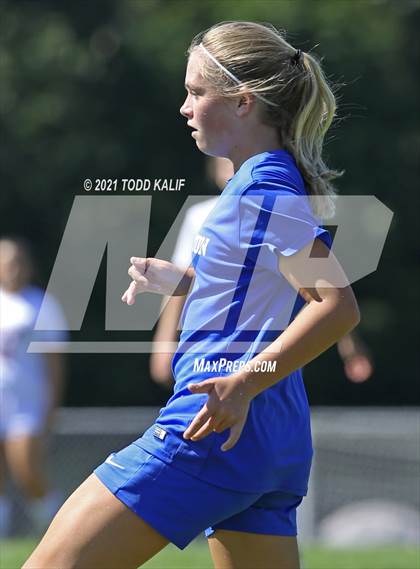 Thumbnail 3 in Somers @ East Hampton photogallery.