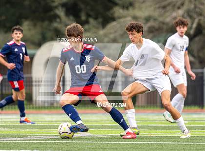 Thumbnail 3 in St. Thomas More vs. Teurlings Catholic photogallery.