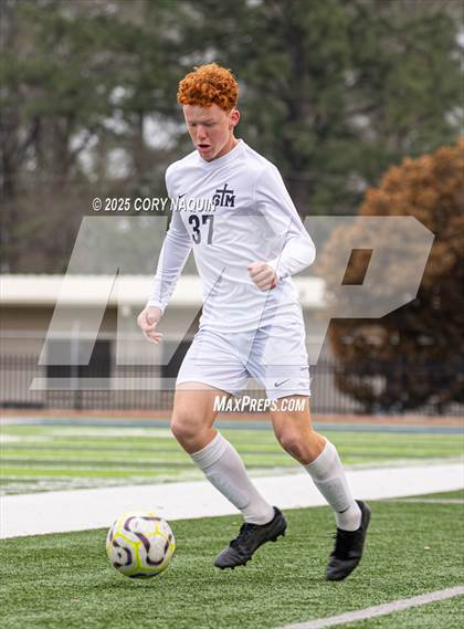 Thumbnail 2 in St. Thomas More vs. Teurlings Catholic photogallery.