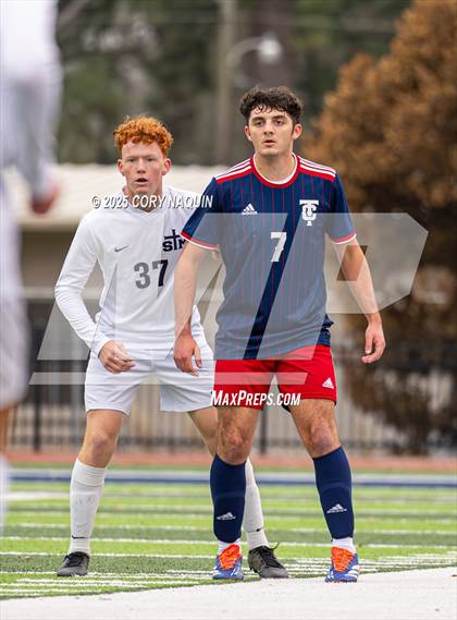 Thumbnail 1 in St. Thomas More vs. Teurlings Catholic photogallery.