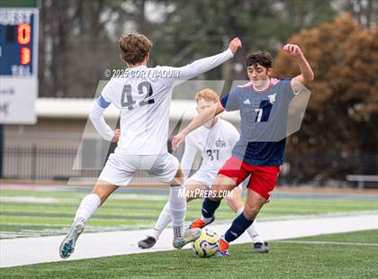 Thumbnail 3 in St. Thomas More vs. Teurlings Catholic photogallery.