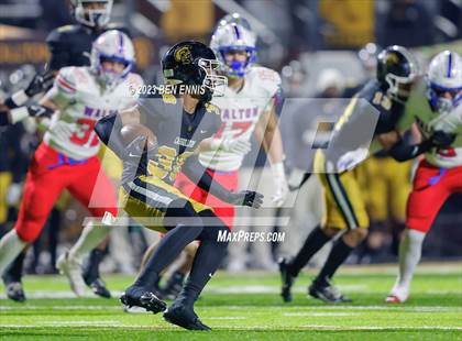 Thumbnail 2 in Carrollton vs. Walton (GHSA 7A Quarterfinals) photogallery.