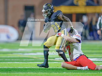 Thumbnail 2 in Carrollton vs. Walton (GHSA 7A Quarterfinals) photogallery.
