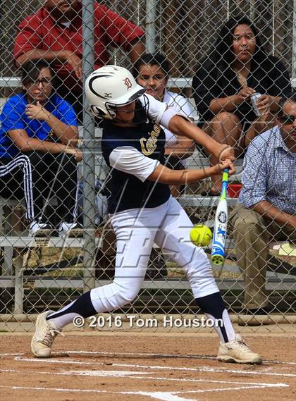 Thumbnail 1 in Bishop Amat vs Cantwell Sacred Heart photogallery.