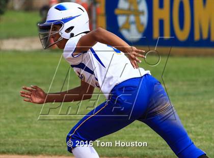 Thumbnail 1 in Bishop Amat vs Cantwell Sacred Heart photogallery.