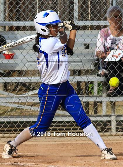 Thumbnail 1 in Bishop Amat vs Cantwell Sacred Heart photogallery.