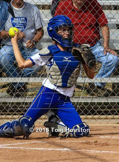 Thumbnail 1 in Bishop Amat vs Cantwell Sacred Heart photogallery.