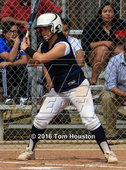 Thumbnail 3 in Bishop Amat vs Cantwell Sacred Heart photogallery.