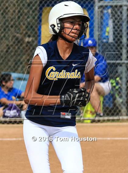 Thumbnail 2 in Bishop Amat vs Cantwell Sacred Heart photogallery.