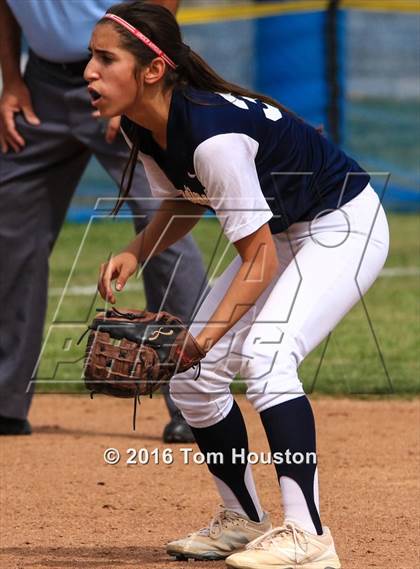 Thumbnail 1 in Bishop Amat vs Cantwell Sacred Heart photogallery.