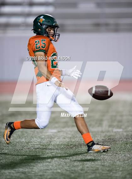 Thumbnail 1 in Rowlett vs Naaman photogallery.